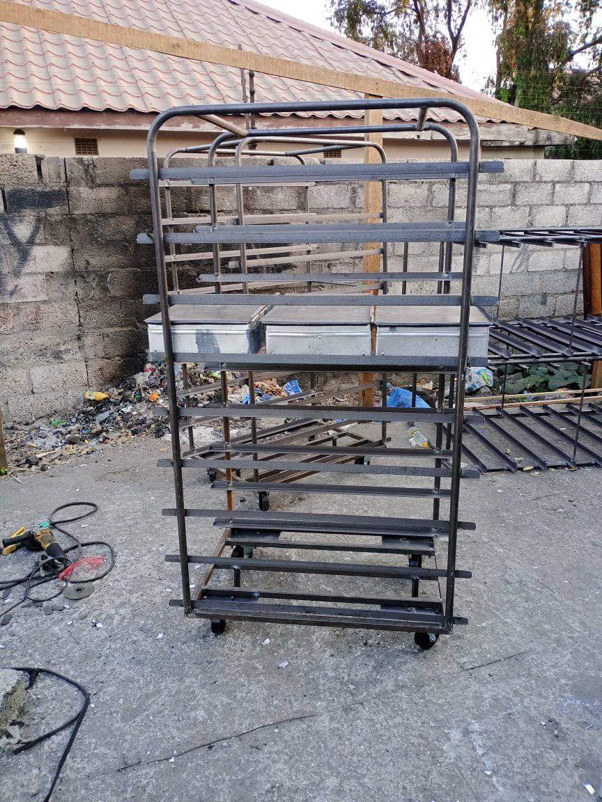 Bread mould trolley _1