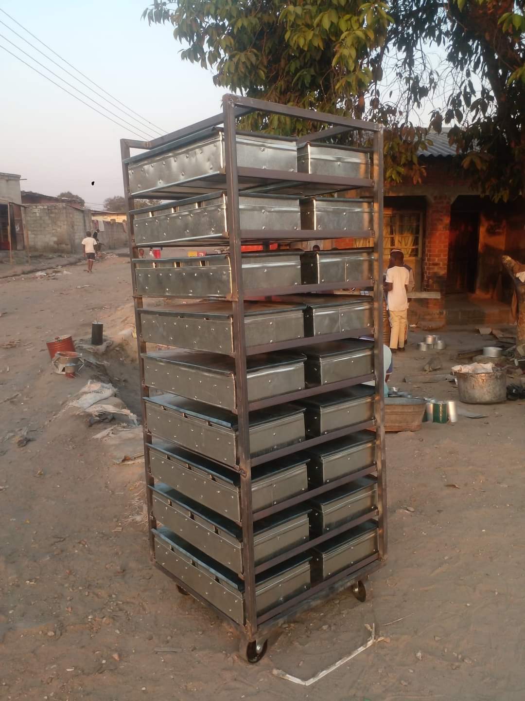 Bread mould trolley _2