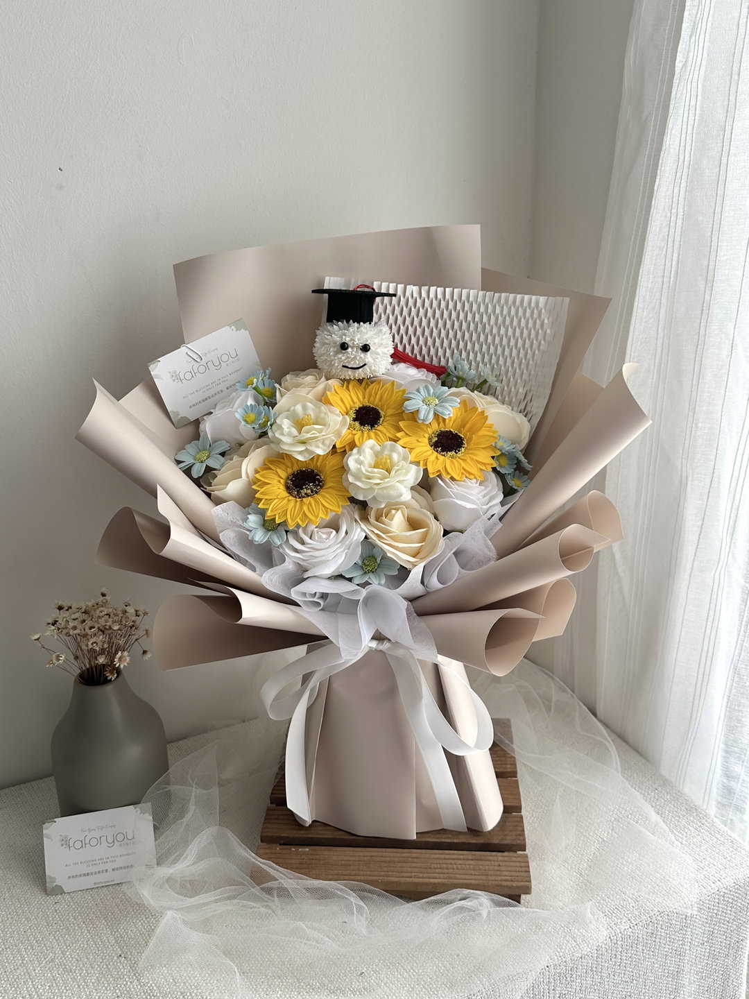 (GP011) Graduation Ping Pong Soap Flower Mixed Bouquet