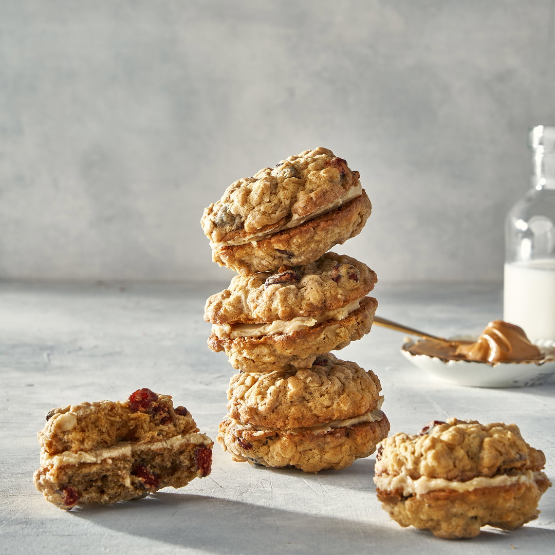 Oats & Raisins Sandwich Cookie