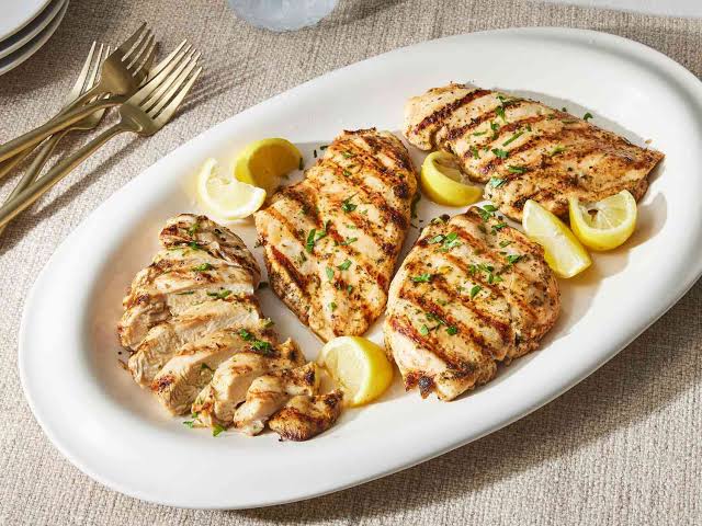Grilled Chicken Breasts - صدور دجاج مشوية