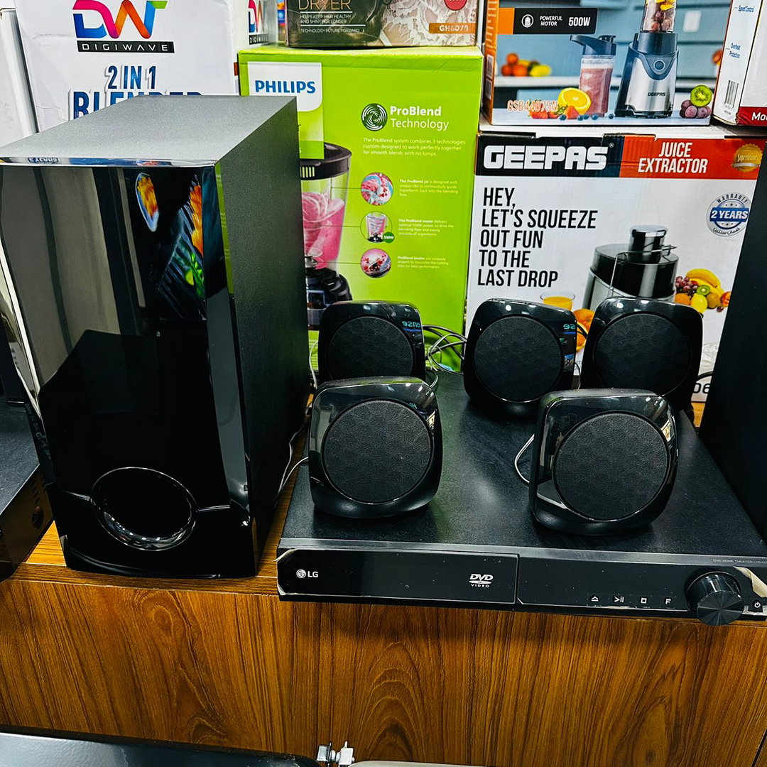 LG Bluetooth home theater system L427 330 watts