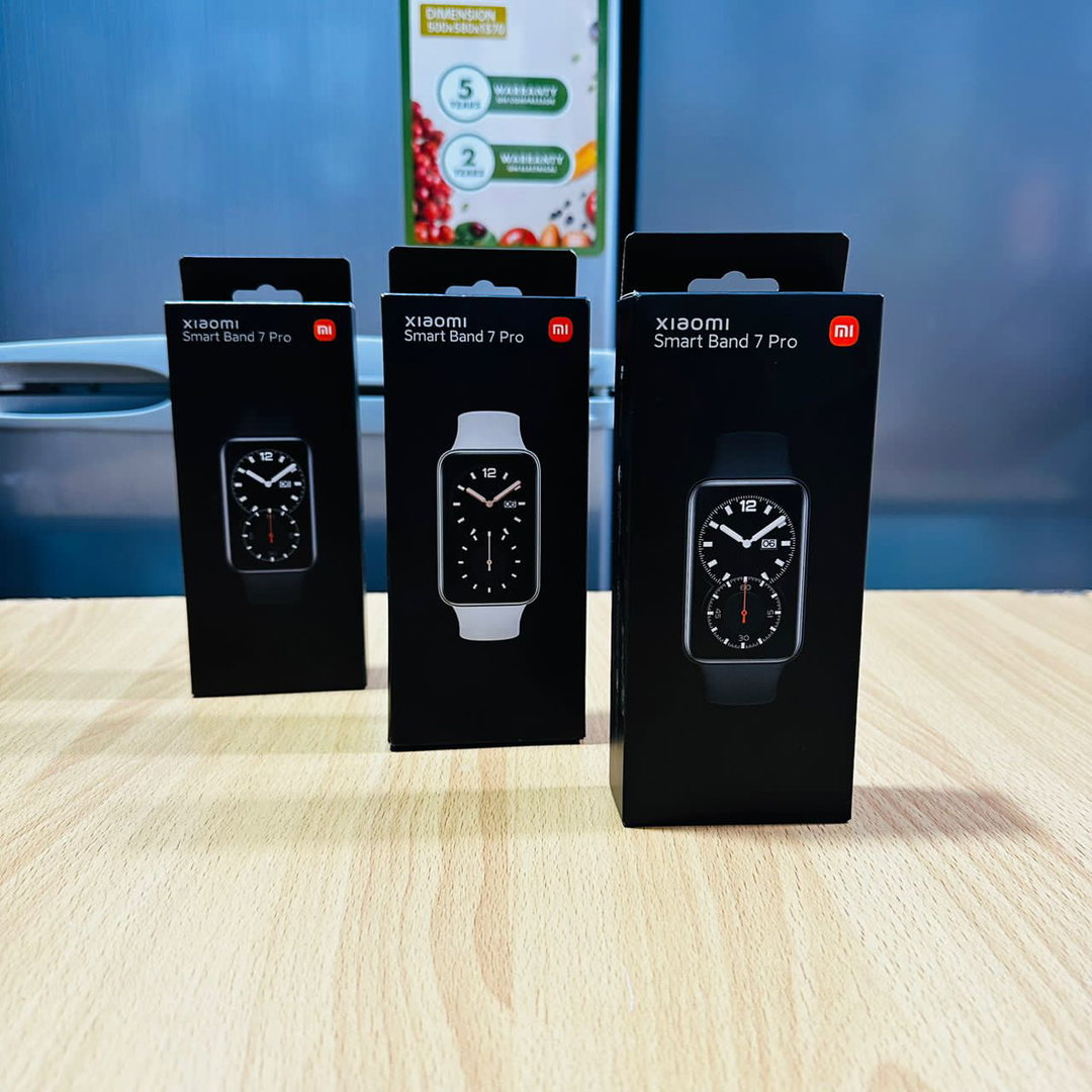 Xiaomi Band 7 Pro fitness smart watch
