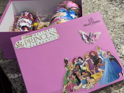 Surprise Gift Box - 👑 Disney Prince