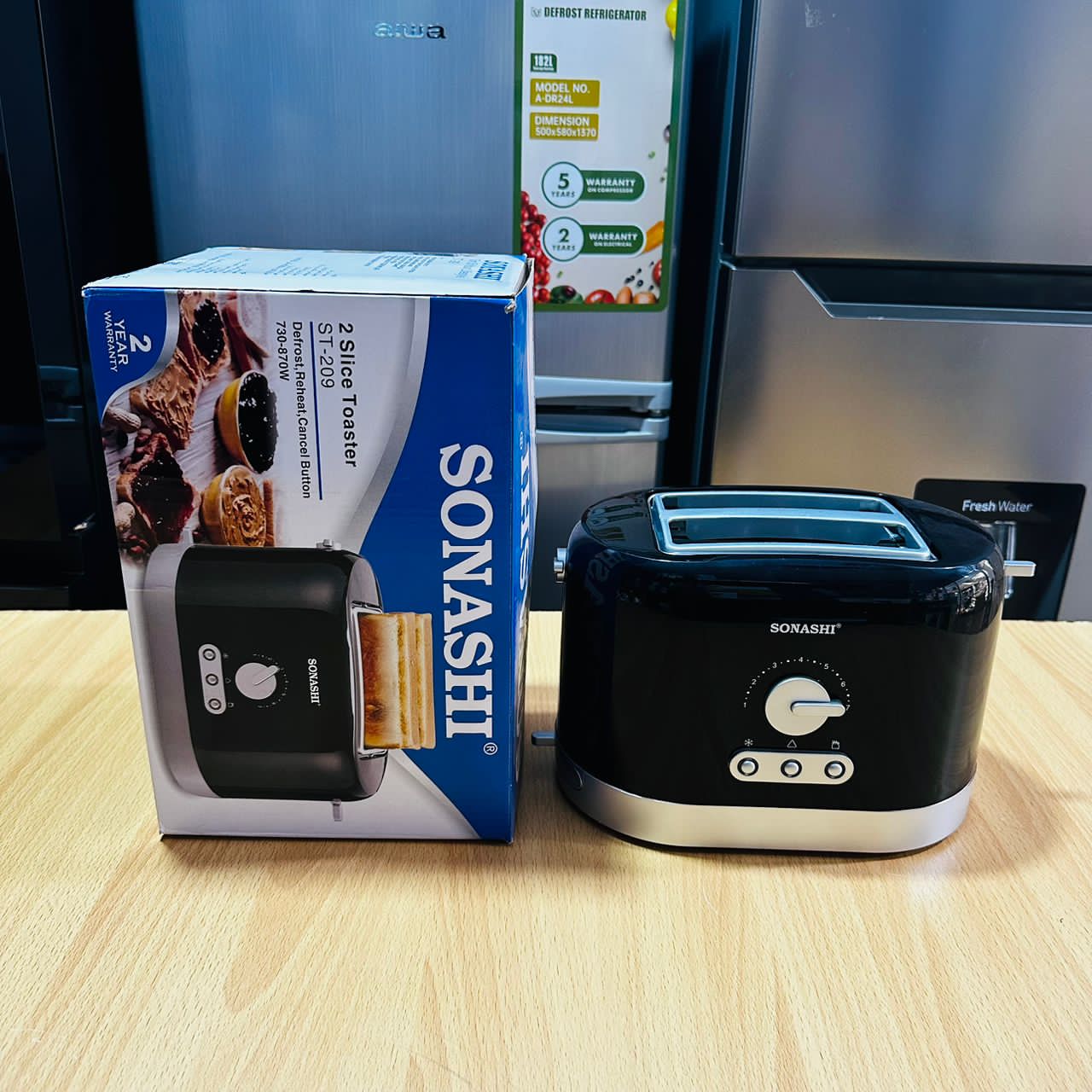Sonashi 2 Slice Bread Toaster ST-209 – Countertop Toaster w/ Heating Control, Pilot Lamps, Detachable Crumb Tray_0