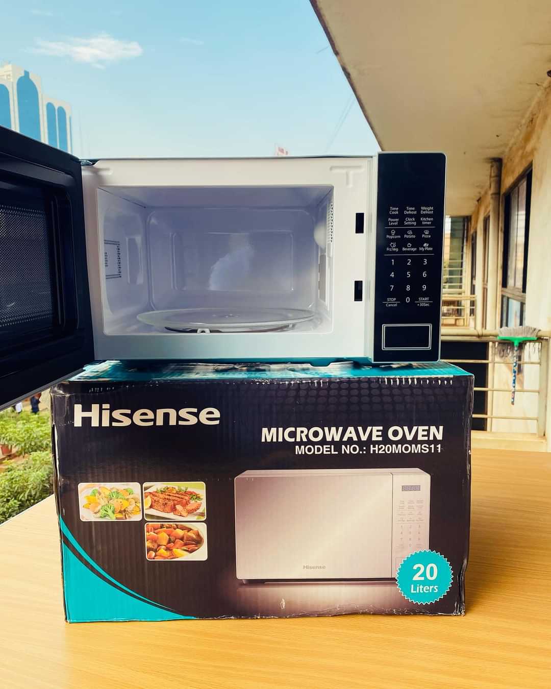Hisense 20-litre Microwave (Digital) H20MOMS11_5