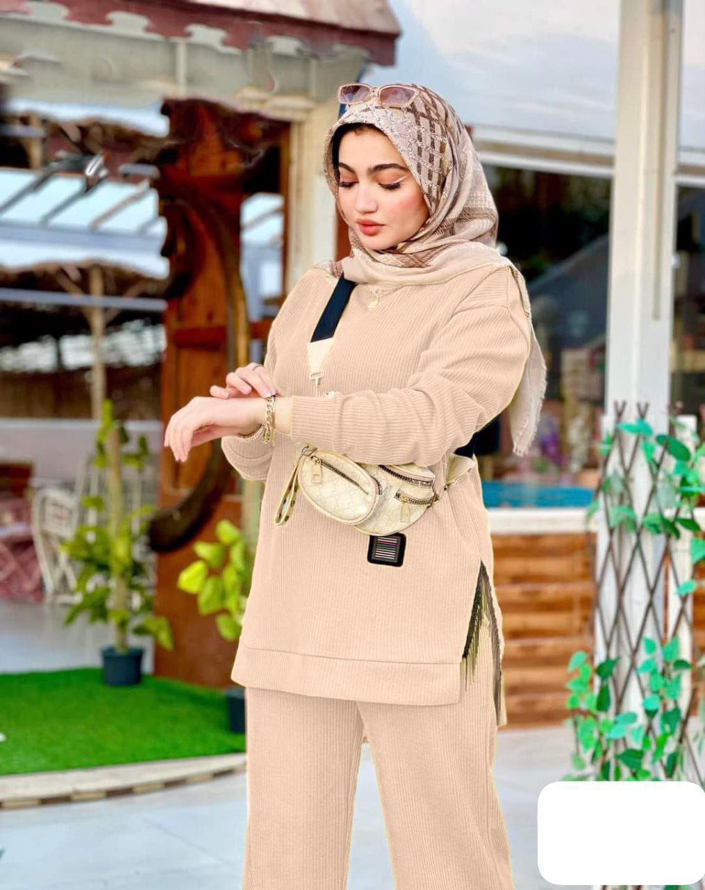 Lady's suit_6