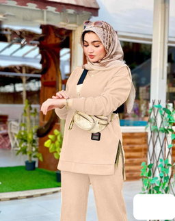 Lady's suit