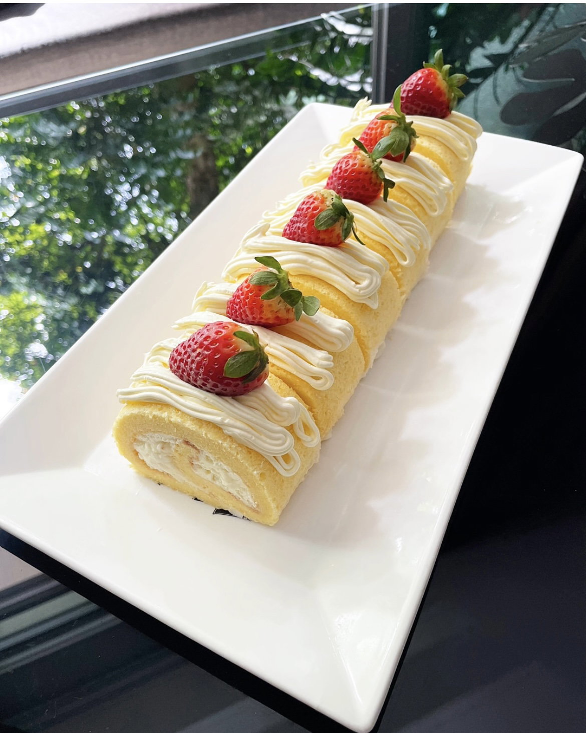 Coconut swiss roll_0