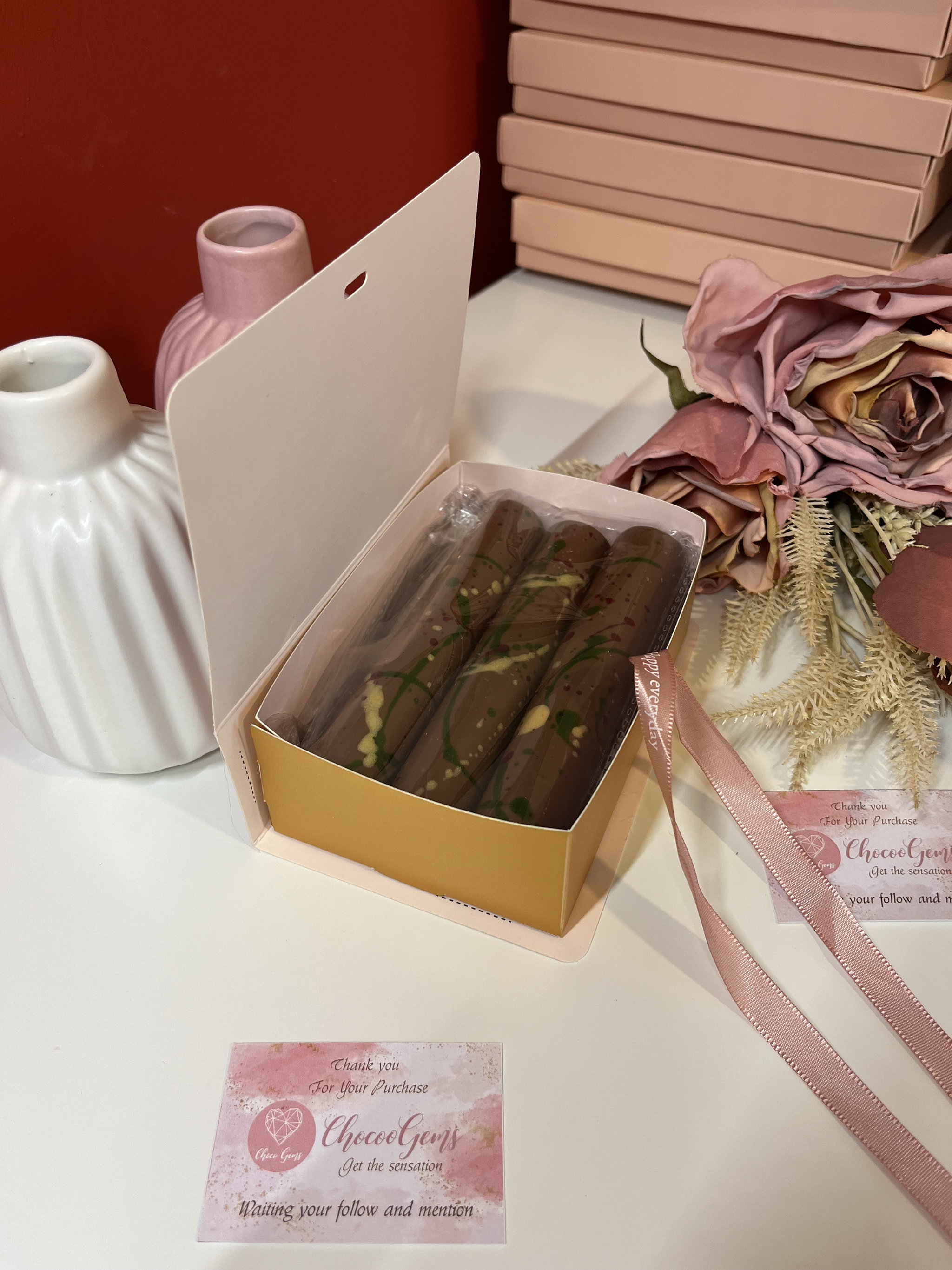 Chocolate Dubai flutes _1