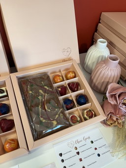 Medium Chocolate Box