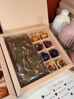 Medium Chocolate Box