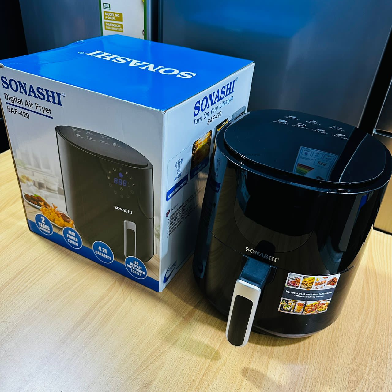 Sonashi 4.2 litres Digital Air Fryer | SAF-420_0