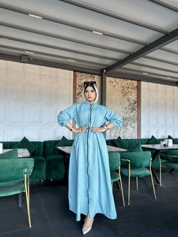 Lady's dress