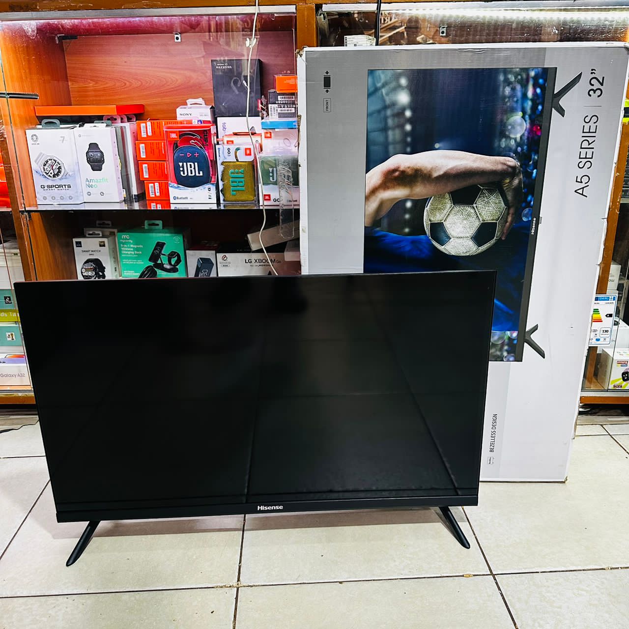 Hisense 32" digital TV 32A5200F_2