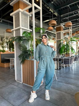 Ladies suit