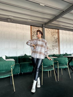 Ladies square shirt