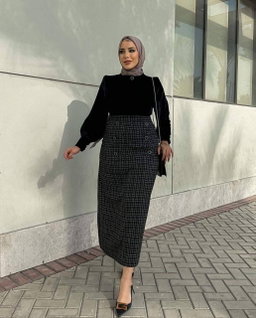 Square style dress 