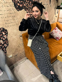 Square style dress 