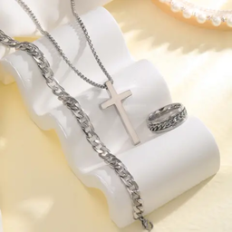 Ensemble croix bague bracelet 