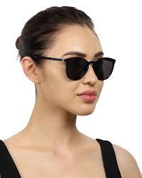 Black Glasses_0
