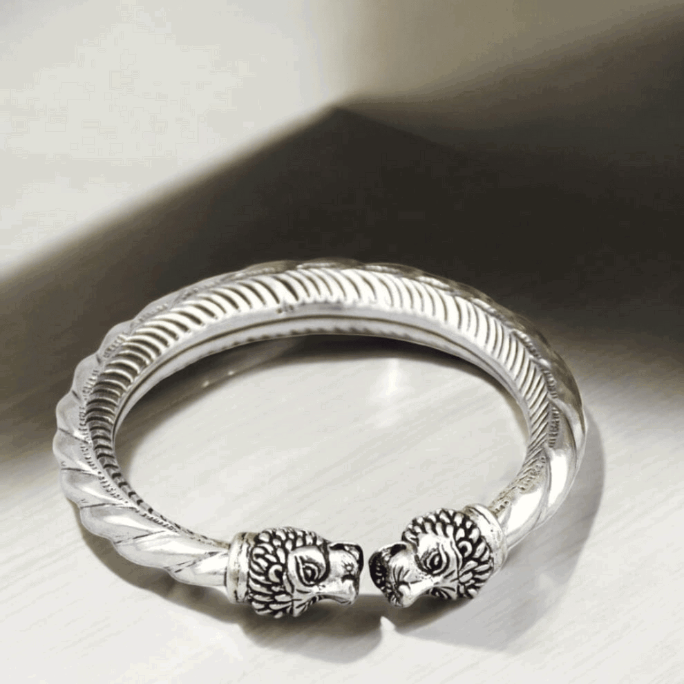Silver king of animals kada for men