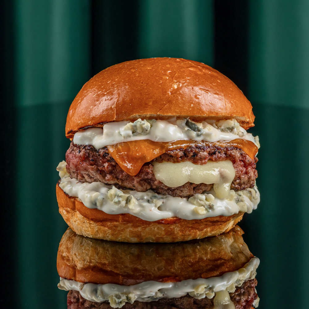 Ultra Cheesy Burger_0