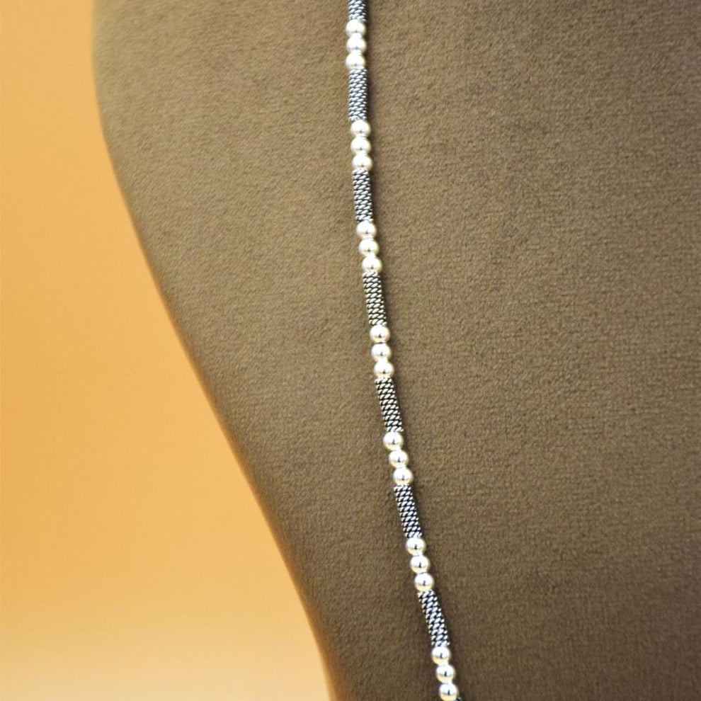 Silver ethereal elegance neck chain for women_1