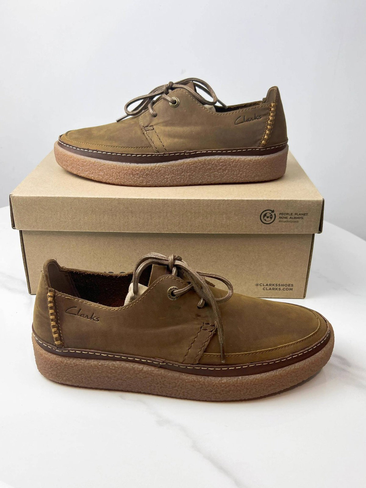 Clarks Oakpark Leather _0