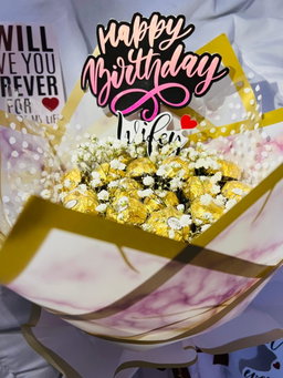 Ferrero Rocher Bouquet with Baby breath flowers | 24 pcs