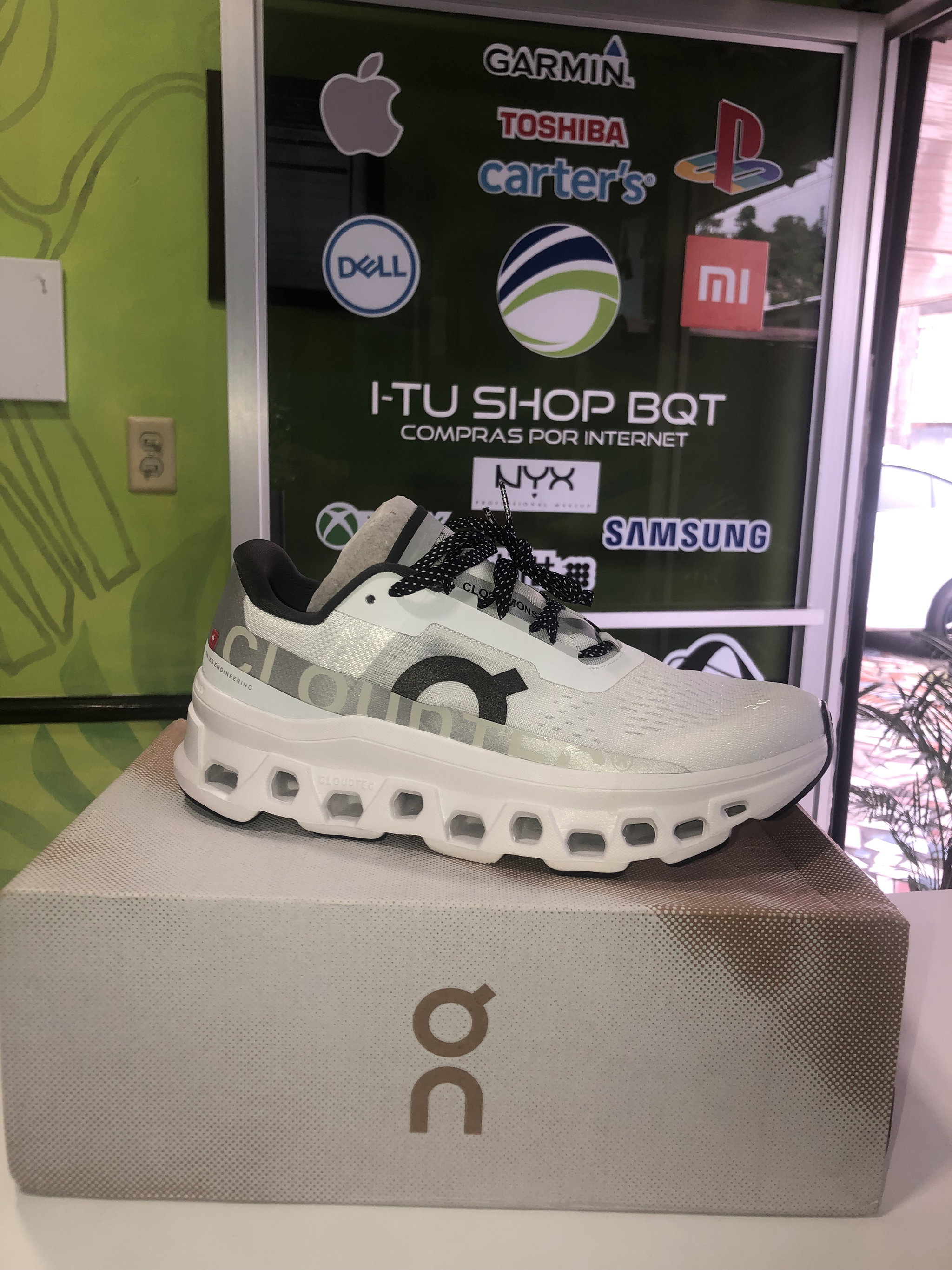 Zapatillas ONCLOUD _0