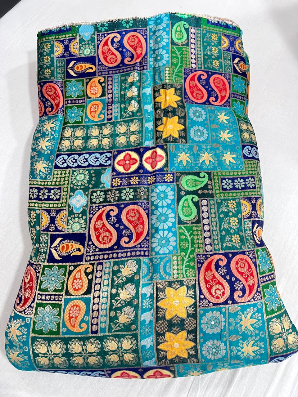 Silk Jaquard Position Print 46"_4