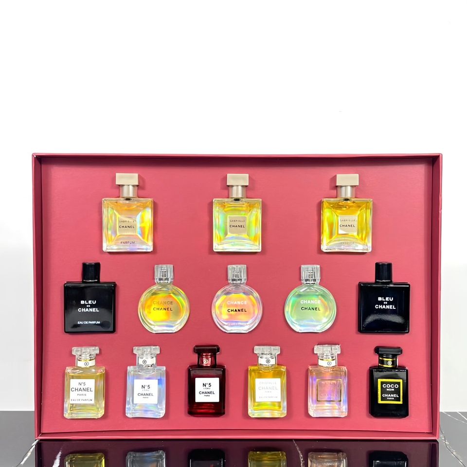 Chanel Mini Perfume Gift Box 14in1