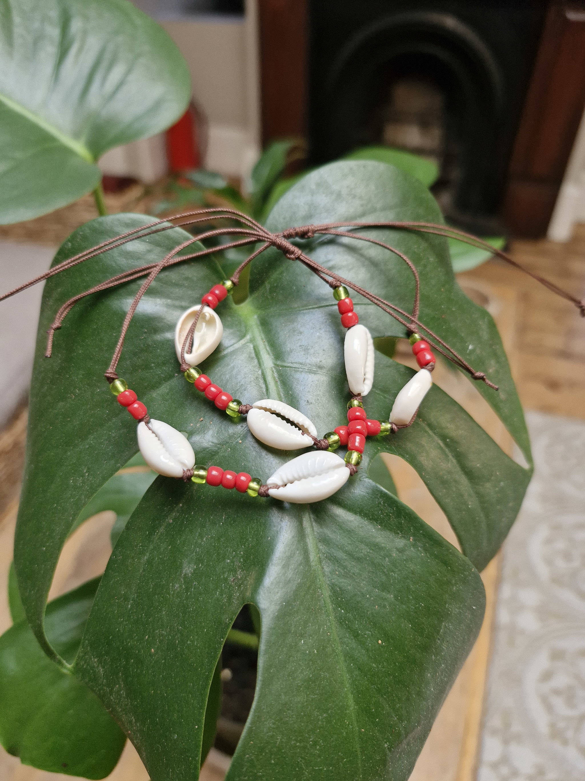 Festive shell bracelet_0