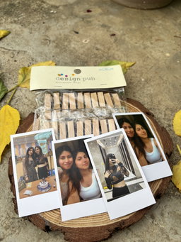 20 Rectangles Polaroids with 20 Wooden Clips 