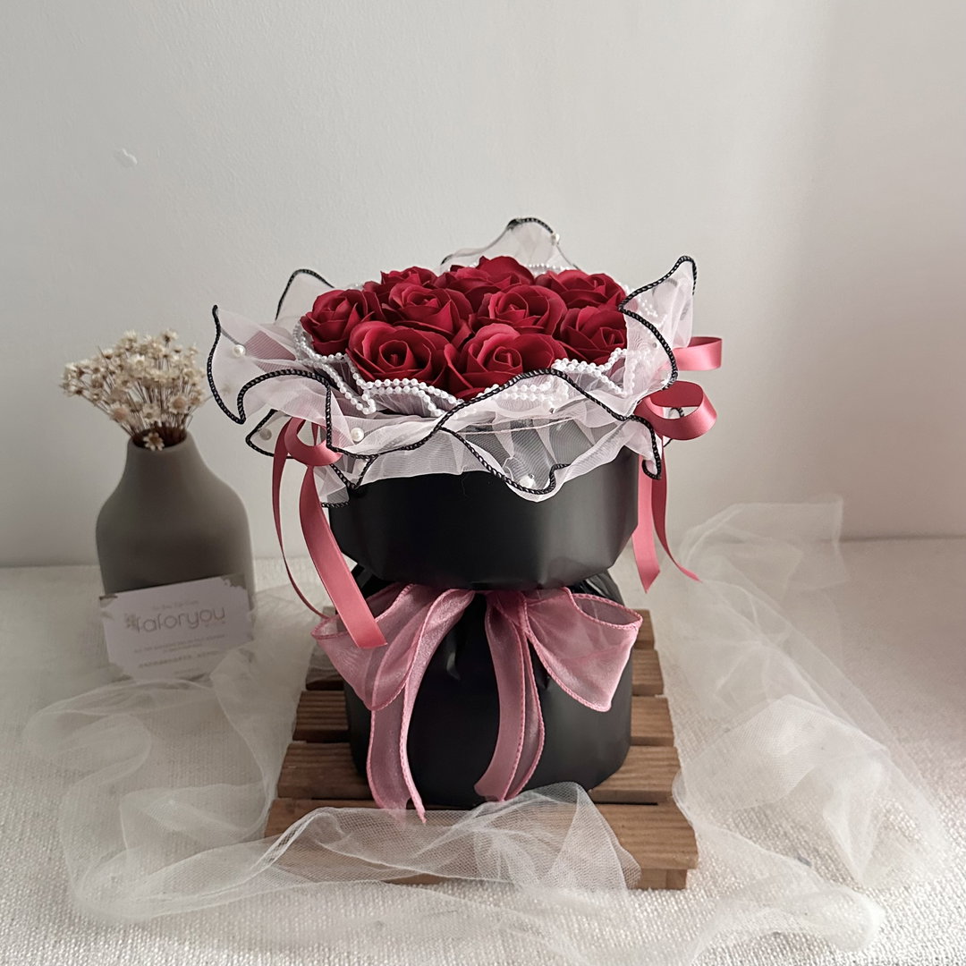 Small Ballet Style Soap Rose Round Bouquet