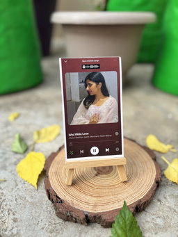 Spotify Play Card