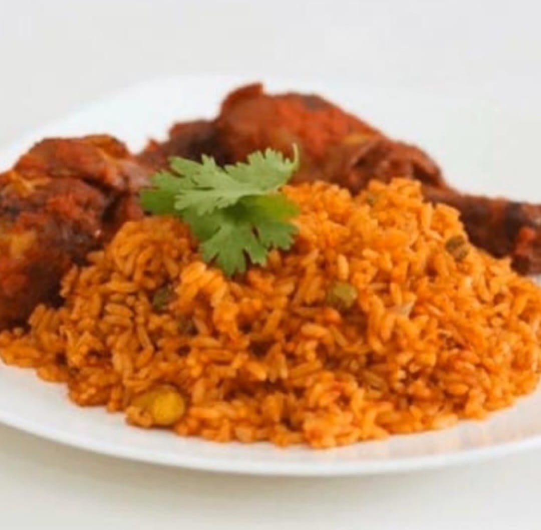 Fried chicken legs with pilau_0