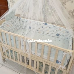 CONVERTIBLE NATURAL CRIB 