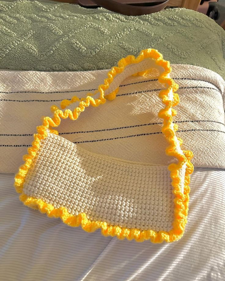 Crotchet side bags_1