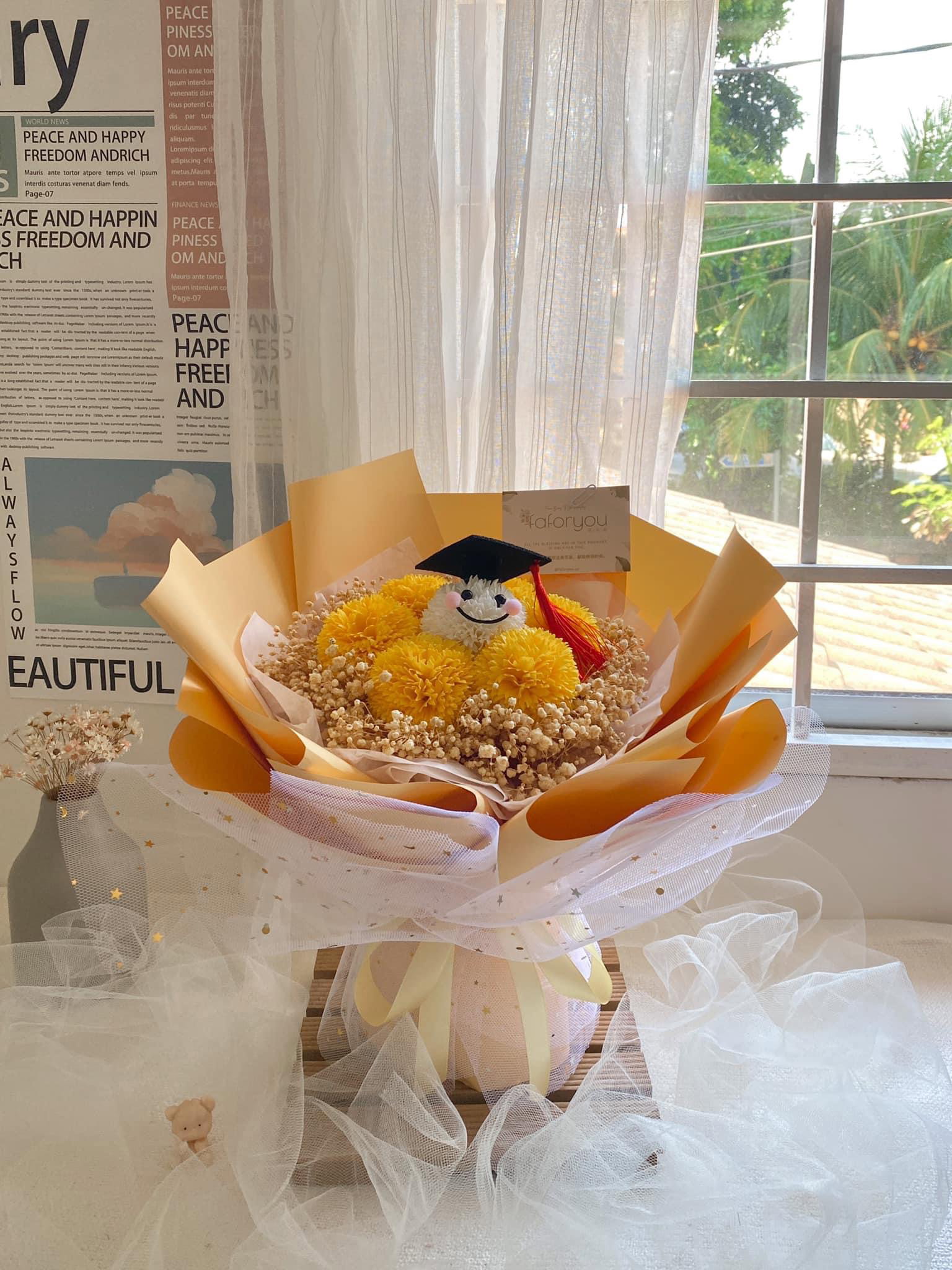 ( GP013) Graduation Ping Pong Soap Flower Bouquet _0