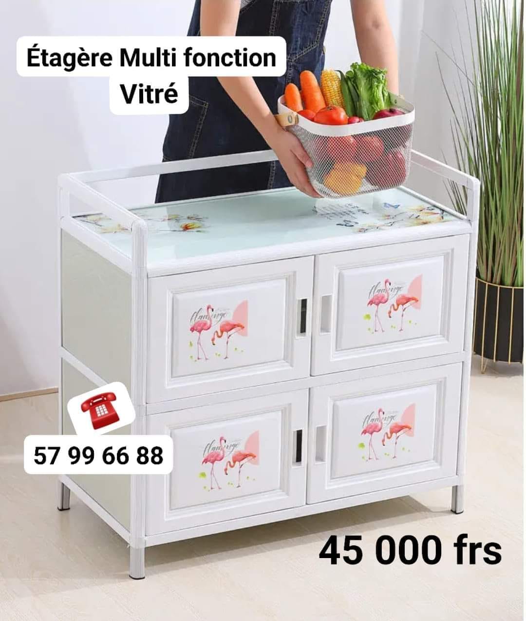 Étagère multifonction vitrée