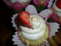 Strawberry Shortcake Cupcakes 6 pack
