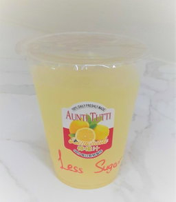 Fresh Lemonade Drinks 