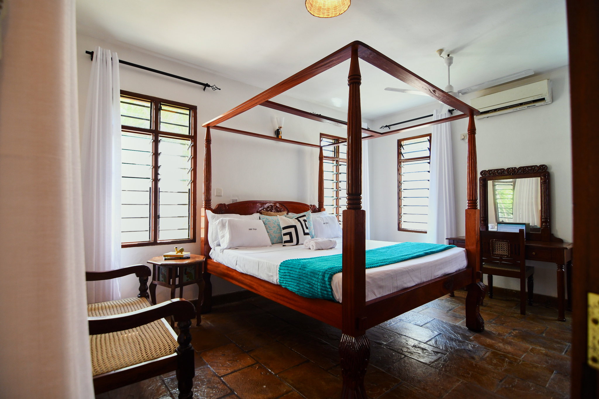 1 Bedroom Buxton _7