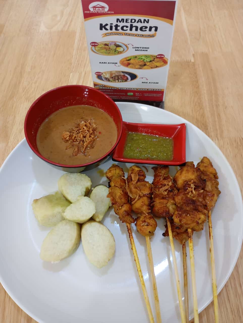 Sate Lontong Bumbu Kacang_0