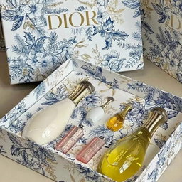 Dior 6in1 Gift Set (WBP)