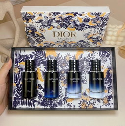 Dior Sauvage 4x30ml Mini Perfume Gift Set  