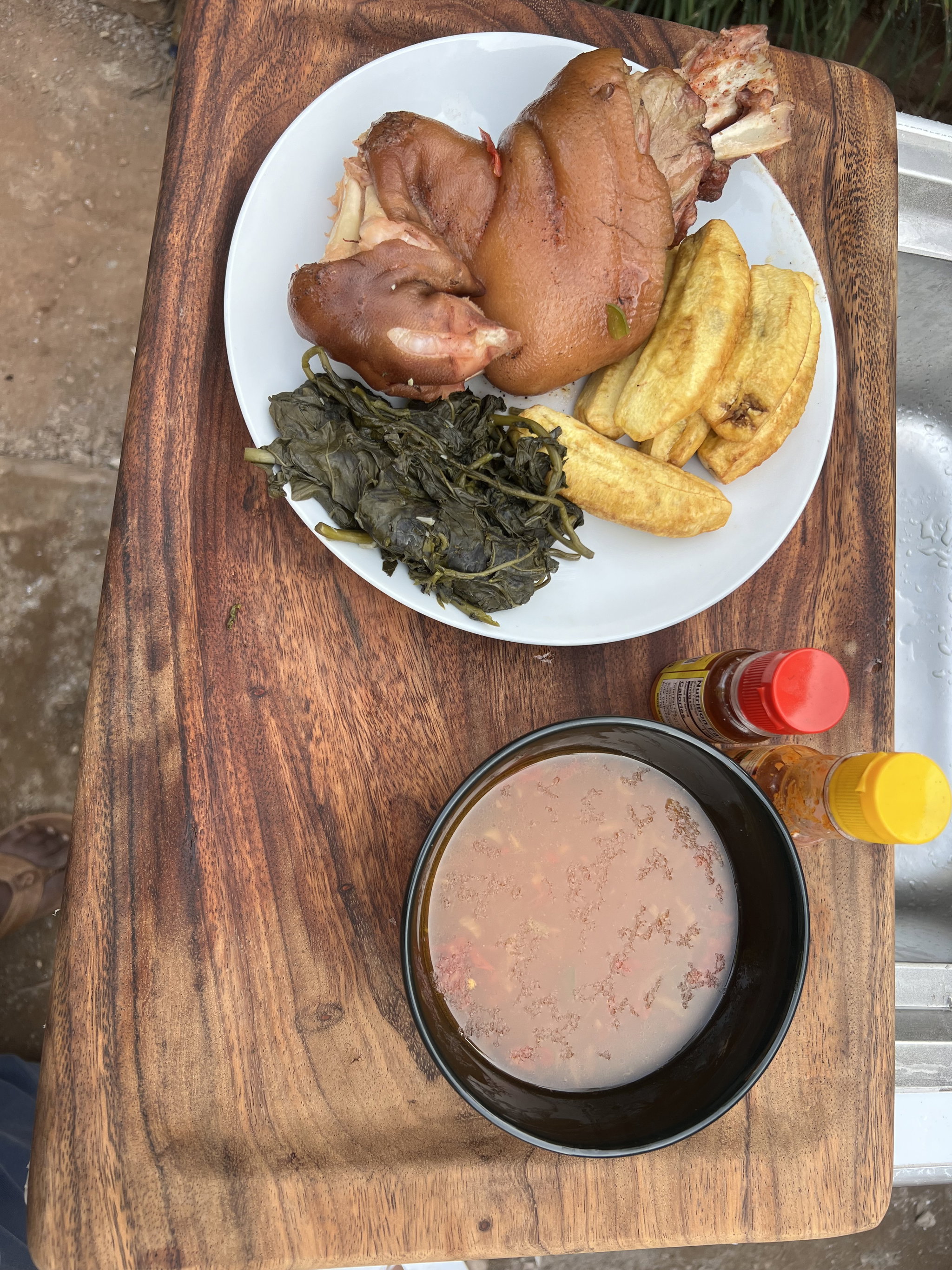Pig leg (Kigere)_0