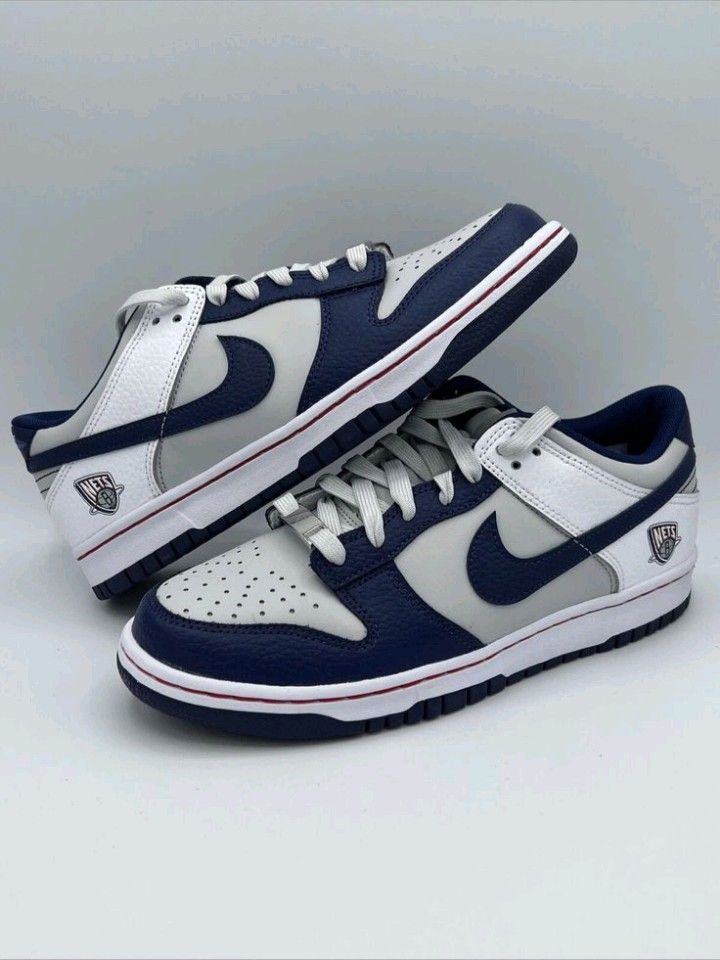 Sneakers_0